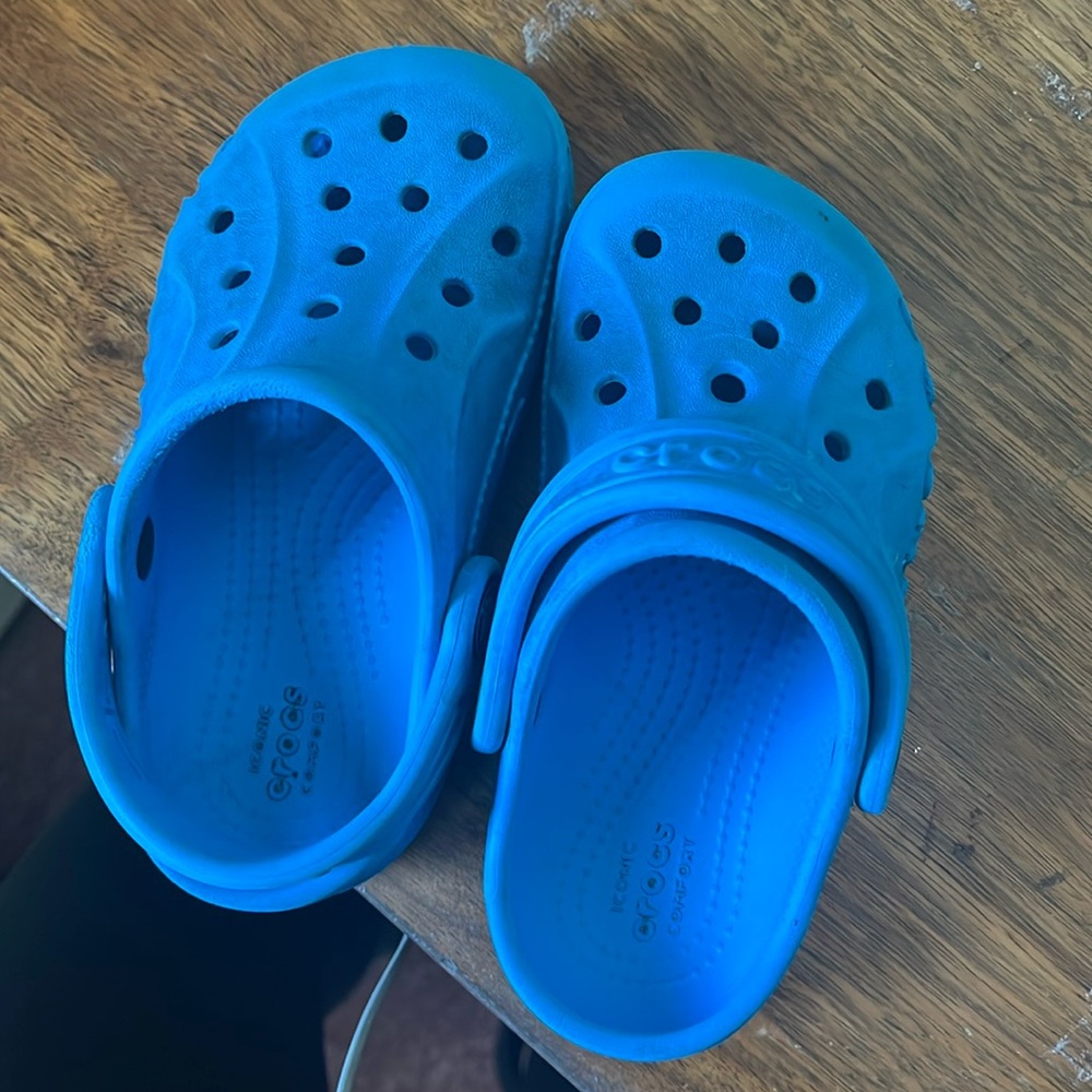TODDLER CROCS